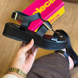 Sandália Moleca Napa Tresse Detalhe Dourado