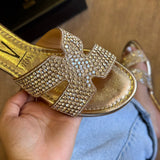 Sandália Rasteira Cravejada Vizzano (Oferta de Atualização de estoque)