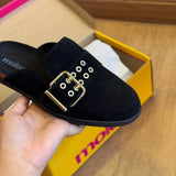 Mule Moleca Oriental