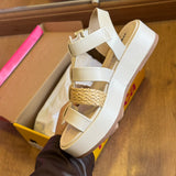 Sandália Moleca Plataforma